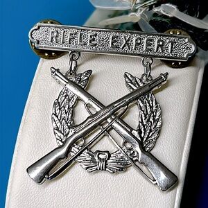 🖤USMC US Marine Rifle Expert Badge